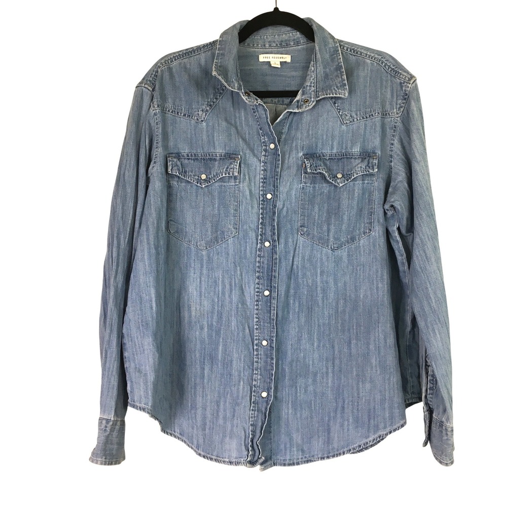 Free Assembly Woman's Blue Denim Cotton‎ Western Snap Button Down Shirt Large
